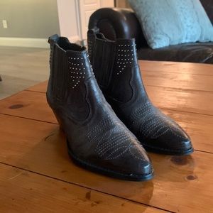 Splendid Brown Western Cowboy Studded Boots